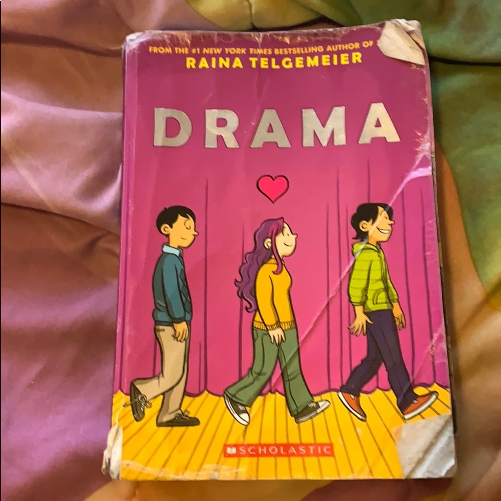 Books - Picture 4 of 9